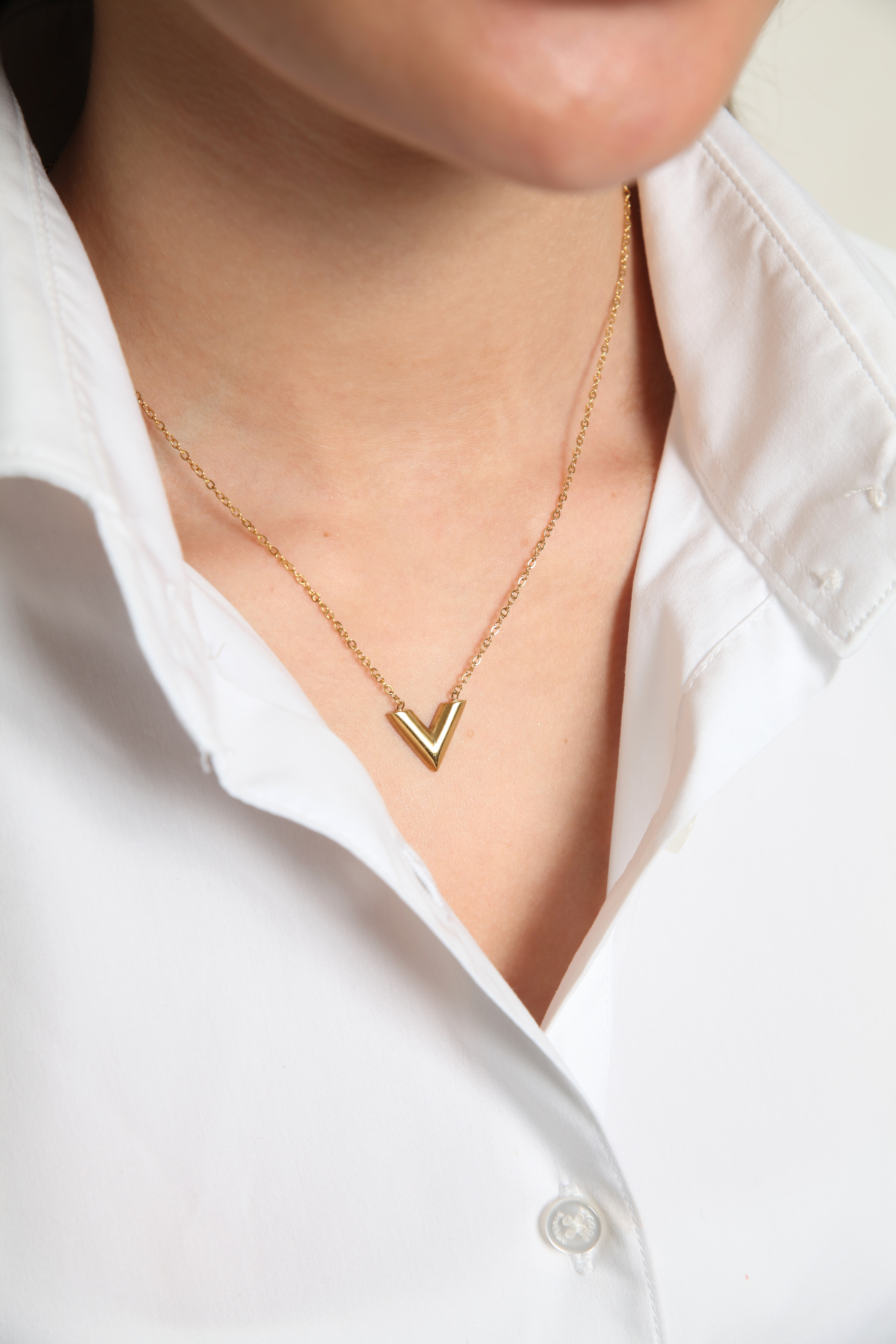 V necklace